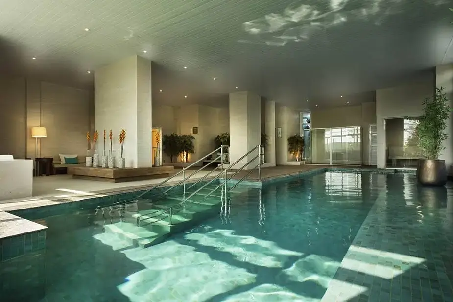 Piscina Indoor